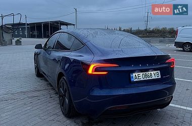 Седан Tesla Model 3 2024 в Киеве