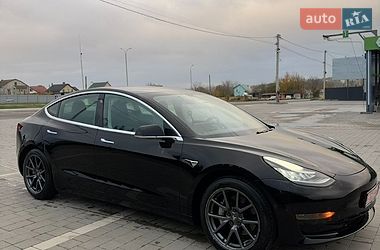 Седан Tesla Model 3 2020 в Каменец-Подольском