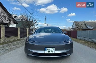 Седан Tesla Model 3 2024 в Звягелі фото 2 Седан Tesla Model 3 2024 в Звягелі