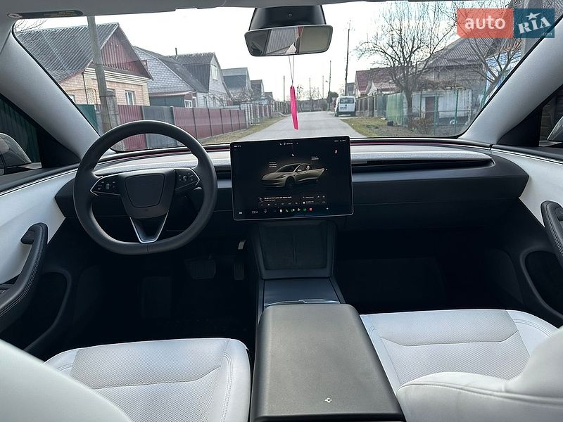 Седан Tesla Model 3 2024 в Звягелі фото 48 Седан Tesla Model 3 2024 в Звягелі