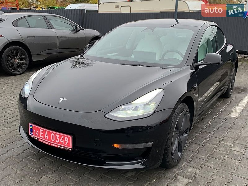 Tesla Model 3 2023