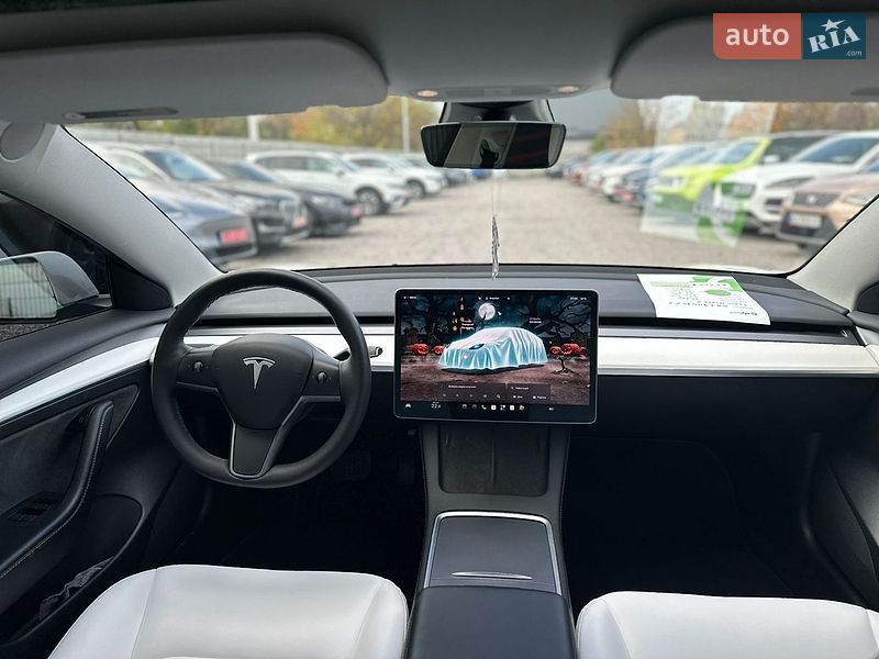 Седан Tesla Model 3 2022 в Білій Церкві