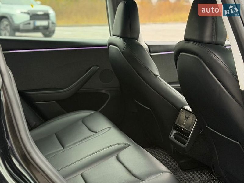 Седан Tesla Model 3 2025 в Хмельницком фото 26 Седан Tesla Model 3 2025 в Хмельницком
