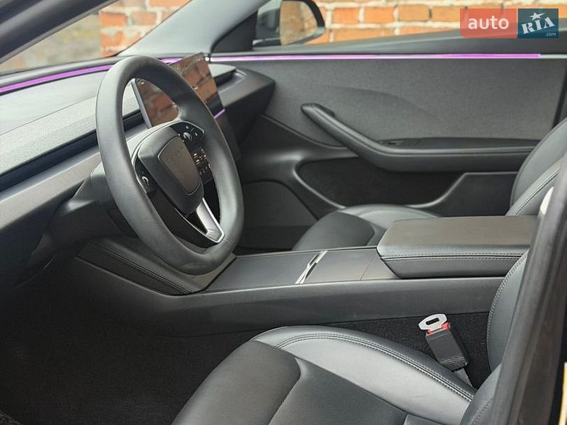 Седан Tesla Model 3 2025 в Хмельницком фото 35 Седан Tesla Model 3 2025 в Хмельницком