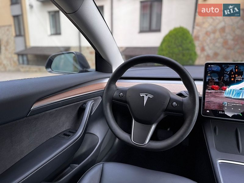 Седан Tesla Model 3 2023 в Тернополі фото 32 Седан Tesla Model 3 2023 в Тернополі
