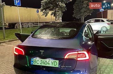 Седан Tesla Model 3 2019 в Львові фото 24 Седан Tesla Model 3 2019 в Львові