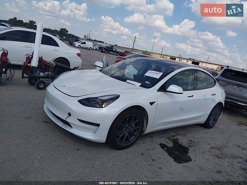 Tesla Model 3 2022