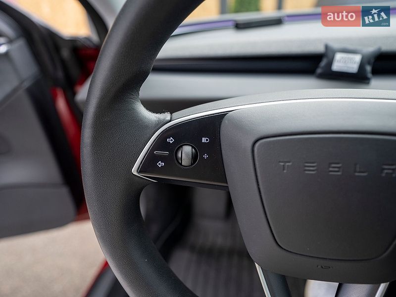 Седан Tesla Model 3 2024 в Киеве