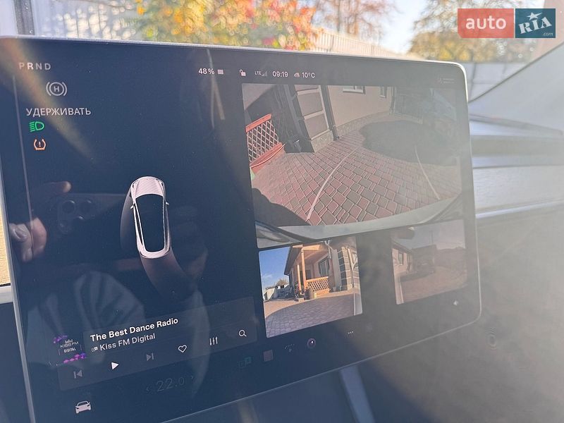 Седан Tesla Model 3 2021 в Миргороді