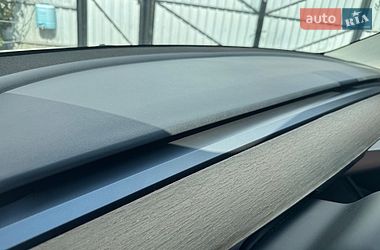 Седан Tesla Model 3 2021 в Миргороді