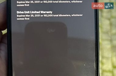 Седан Tesla Model 3 2023 в Днепре