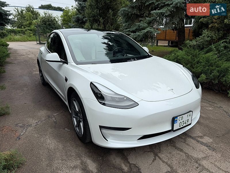 Седан Tesla Model 3 2021 в Нежине