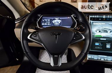 Седан Tesla Model S 2013 в Одессе