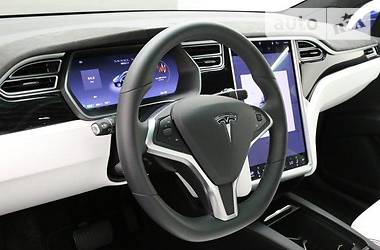 Хэтчбек Tesla Model S 2018 в Киеве