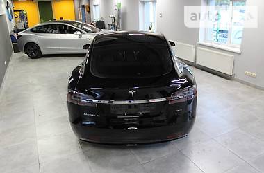 Лифтбек Tesla Model S 2018 в 