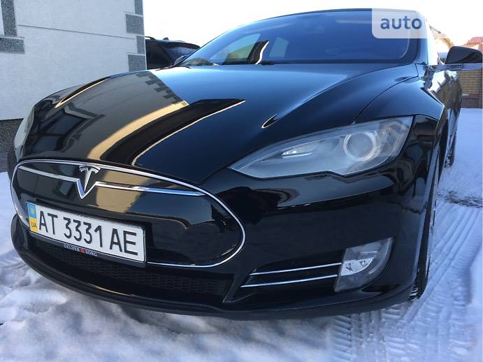 Хетчбек Tesla Model S 2014 в Коломиї