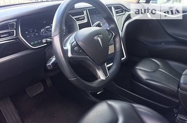 Седан Tesla Model S 2014 в Киеве