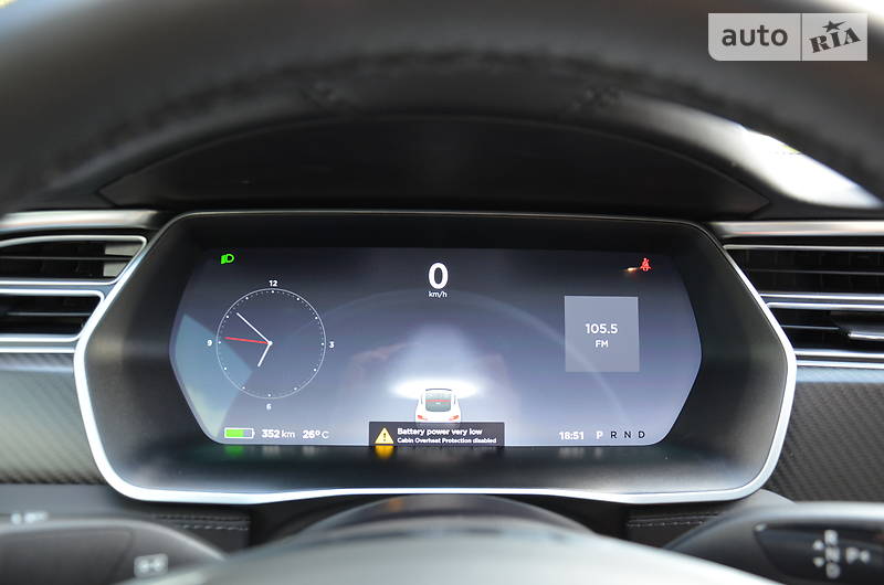 Седан Tesla Model S 2018 в Києві