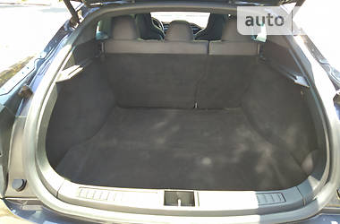 Хэтчбек Tesla Model S 2015 в 