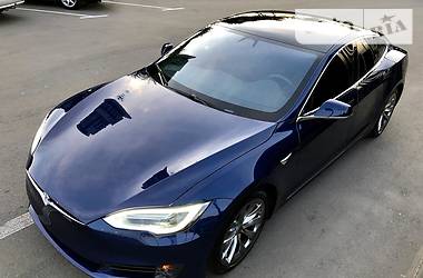 Tesla Model S 2017