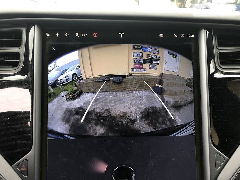 Седан Tesla Model S 2018 в Одесі