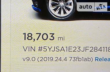 Седан Tesla Model S 2018 в Львове