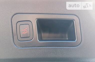 Лифтбек Tesla Model S 2014 в 