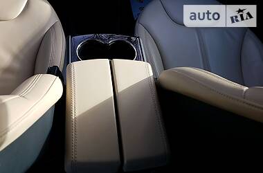 Лифтбек Tesla Model S 2014 в 