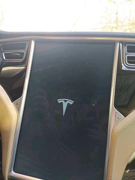 Седан Tesla Model S 2016 в Житомирі фото 32 Седан Tesla Model S 2016 в Житомирі