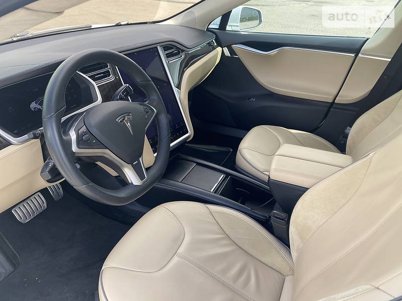 Хетчбек Tesla Model S 2013 в Луцьку