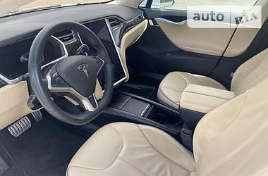 Хэтчбек Tesla Model S 2013 в Луцке