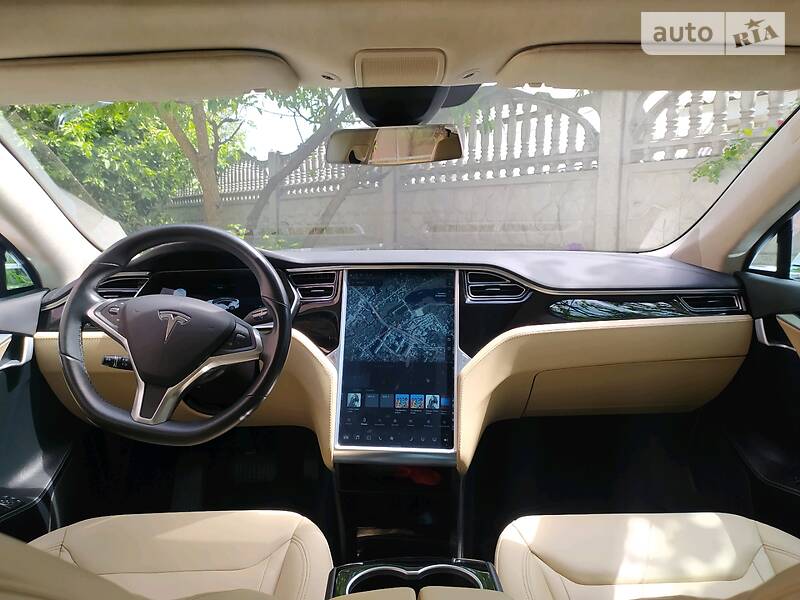 Седан Tesla Model S 2016 в Житомирі фото 21 Седан Tesla Model S 2016 в Житомирі