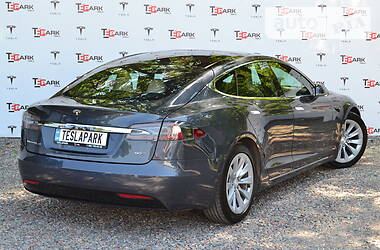 Ліфтбек Tesla Model S 2016 в 
