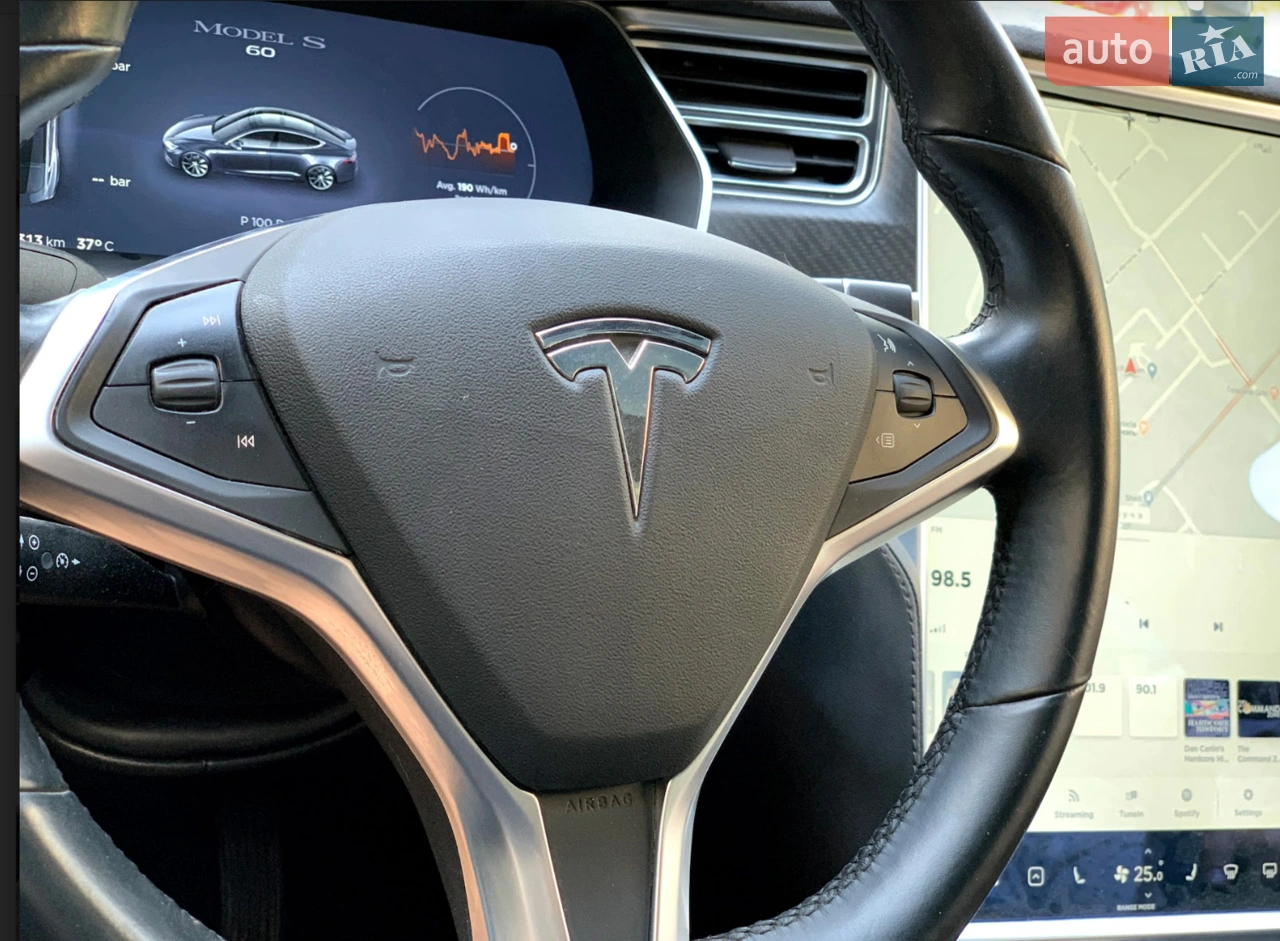 2015 Tesla Model S - мініатюра 9
