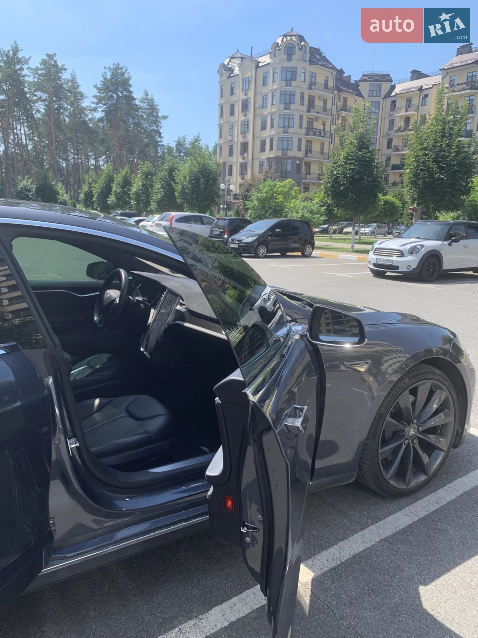 2015 Tesla Model S - мініатюра 27