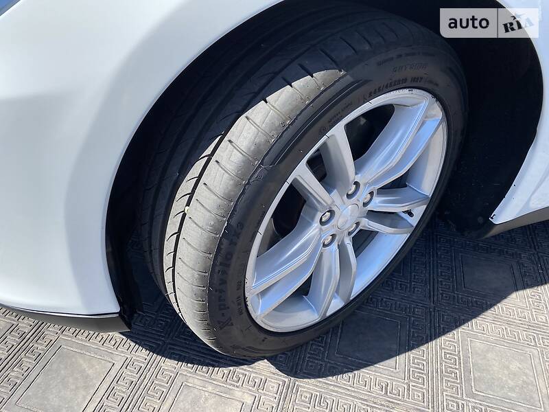 Седан Tesla Model S 2013 в Дніпрі фото 6 Седан Tesla Model S 2013 в Дніпрі