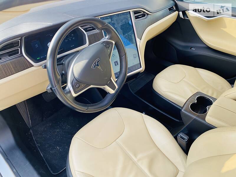 Седан Tesla Model S 2013 в Дніпрі фото 15 Седан Tesla Model S 2013 в Дніпрі
