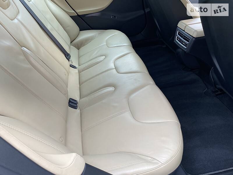 Седан Tesla Model S 2013 в Дніпрі фото 27 Седан Tesla Model S 2013 в Дніпрі