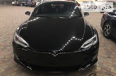 Седан Tesla Model S 2017 в Дніпрі