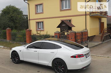 Лифтбек Tesla Model S 2013 в Бориславе