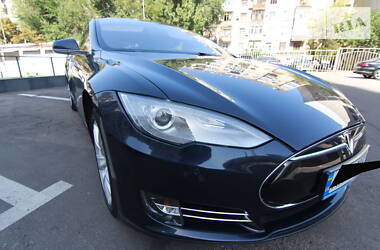 Лифтбек Tesla Model S 2013 в Харькове