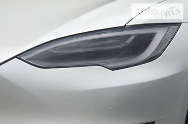 Седан Tesla Model S 2020 в Киеве