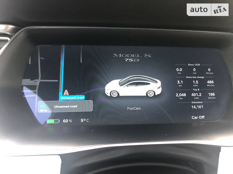 Лифтбек Tesla Model S 2017 в Киеве