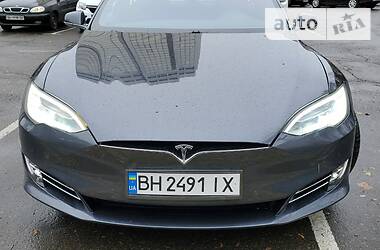 Хэтчбек Tesla Model S 2018 в Одессе