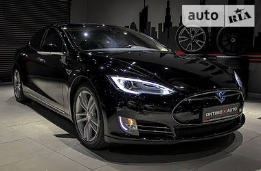 Tesla Model S 2013 Tesla Model S 2013
