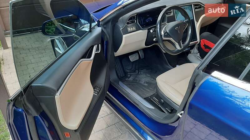 Лифтбек Tesla Model S 2015 в Одессе фото 2 Лифтбек Tesla Model S 2015 в Одессе