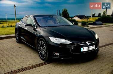 Tesla Model S 2015