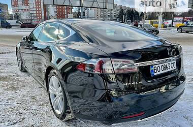 Хетчбек Tesla Model S 2015 в Тернополі