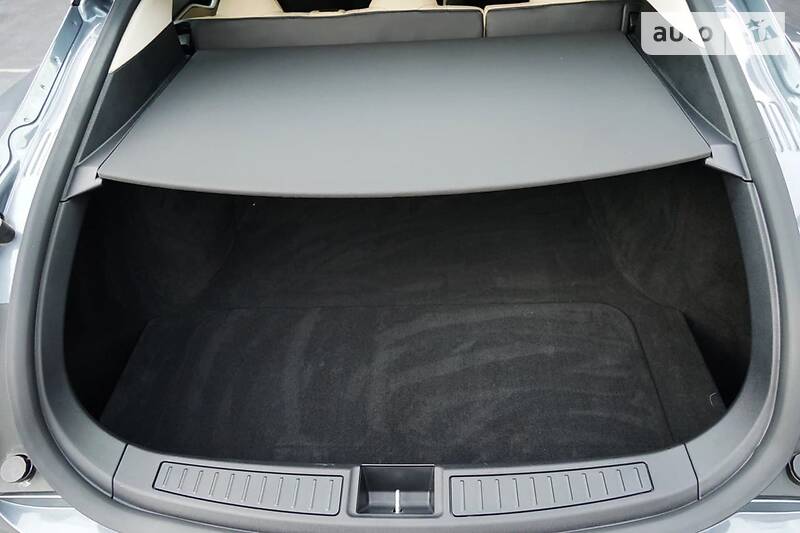 Седан Tesla Model S 2013 в Киеве