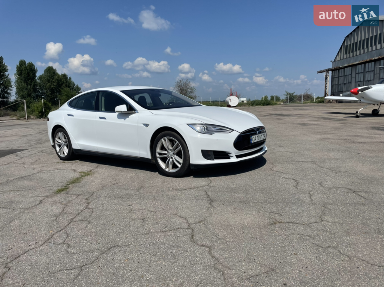 2015 Tesla Model S - мініатюра 12
